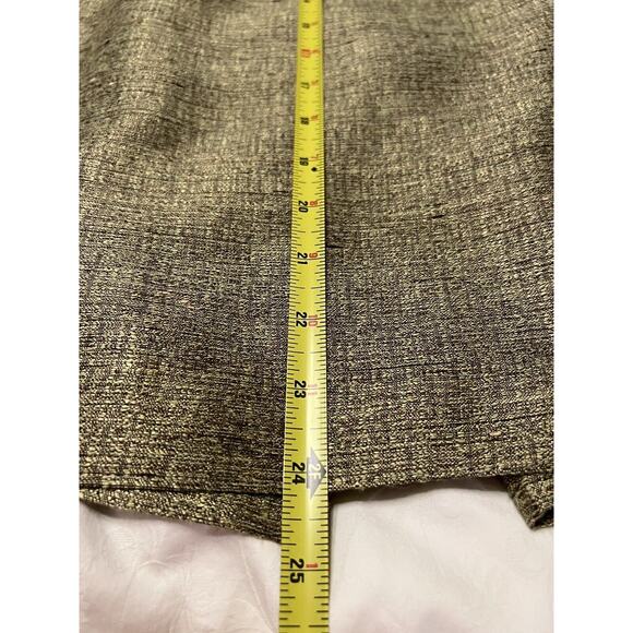 LeSuit Petite Women's 2 Piece Suit with Skirt, Size 14P - Picture 13 of 16